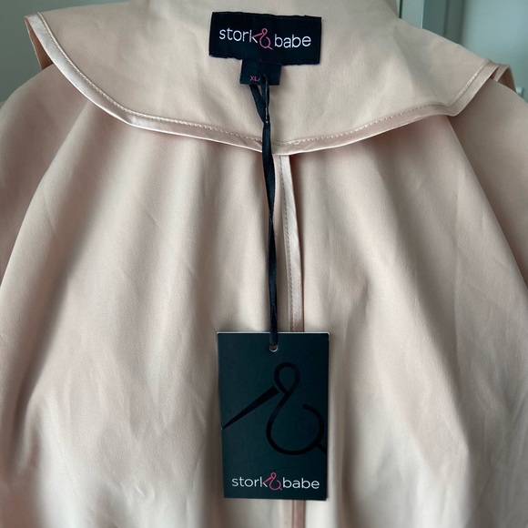 π·οΈ Stork & Babe Pink Maternity Trench Coat NWT - Picture 5 of 5